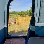 Tentes Pour Decouvrir L'Esprit Camping En Pleine Nature *
