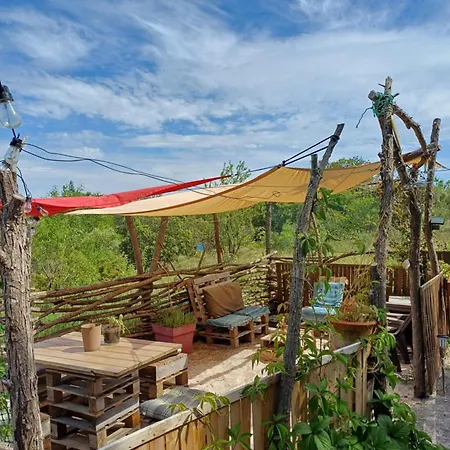 Tentes Sur Aire Privee En Pleine Nature Luxury tent